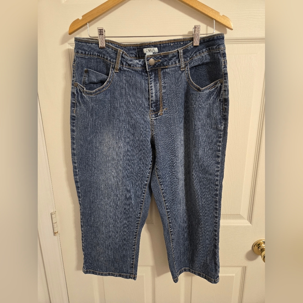 Cato Women's Medium Blue Straight-Leg Jean Capri Size 16